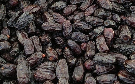 black-dates-benefits-black-dates-very-nutritious-dates-have-an